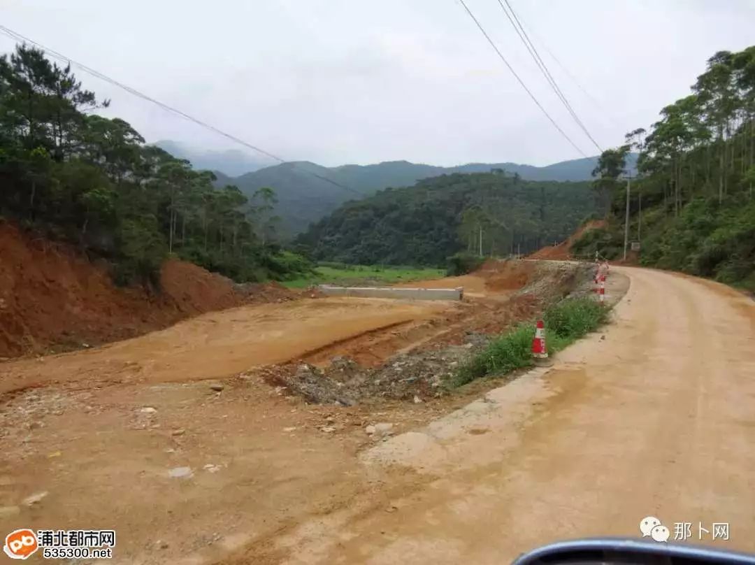 岑溪陆川二级公路最新进展报告，更新动态一览无余